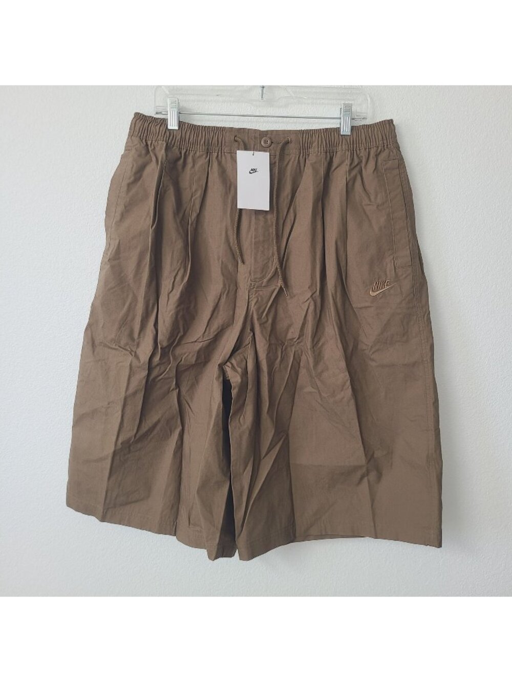 Nike Sportswear Club Oversized Shorts HJ2540-235 Size L-Tall Brown